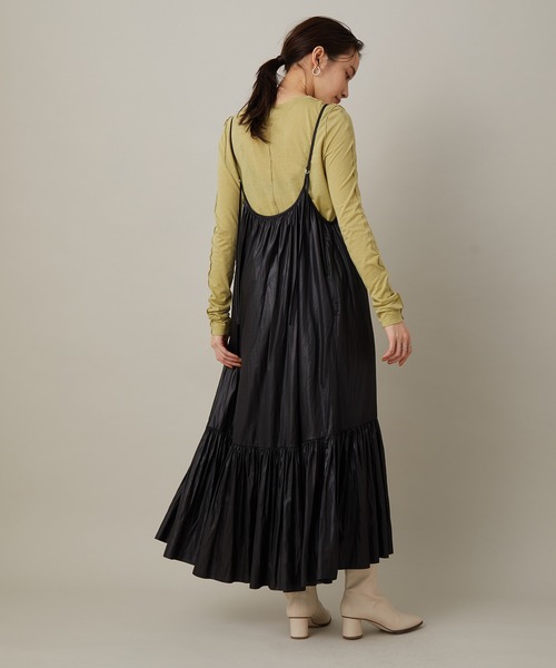 ADAM ET ROPE'（アダムエロペ）の「ギャザーキャミワンピース（ワンピース・レディース・ブラック/ダークブラウン・FREE）」の19枚目の写真