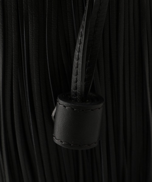 J&M Davidson（ジェイアンドエムデヴィッドソン）の「J&M DAVIDSON / "FRINGE CARNIVAL MINI" バッグ（トートバッグ・レディース・ブラック・FREE）」の8枚目の写真