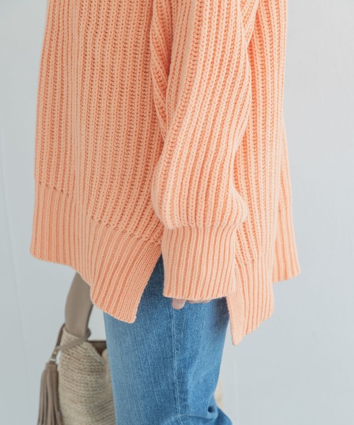 URBAN RESEARCH Sonny Label(アーバンリサーチサニーレーベル)の「製品染めコットンニットプルオーバー(ニット/セーター・レディース・オフホワイト/ブルー系その他/オレンジ・FREE)」の8枚目の写真