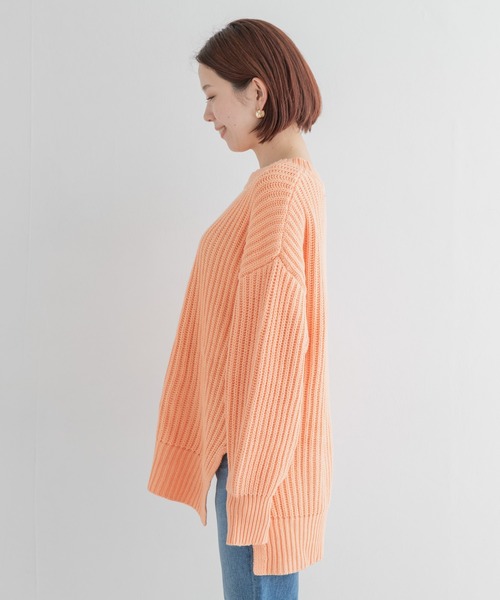 URBAN RESEARCH Sonny Label(アーバンリサーチサニーレーベル)の「製品染めコットンニットプルオーバー(ニット/セーター・レディース・オフホワイト/ブルー系その他/オレンジ・FREE)」の19枚目の写真