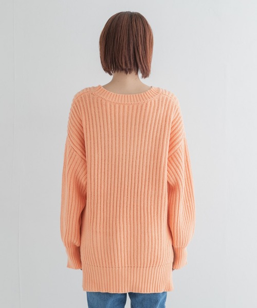 URBAN RESEARCH Sonny Label(アーバンリサーチサニーレーベル)の「製品染めコットンニットプルオーバー(ニット/セーター・レディース・オフホワイト/ブルー系その他/オレンジ・FREE)」の20枚目の写真