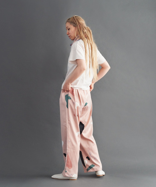 caph（カーフ）の「pink pepper × caph 総柄イージーパンツ（その他パンツ・レディース・その他・FREE）」の13枚目の写真