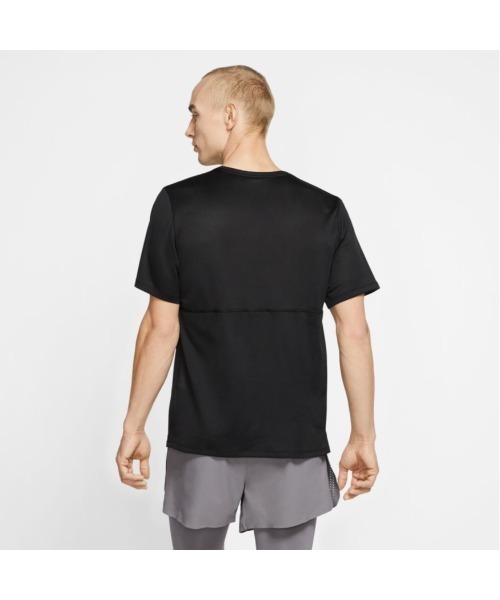 NIKE（ナイキ）の「ナイキ NIKE ナイキ ブリーズ ラン S/S（Tシャツ/カットソー・メンズ・ブラック・S/L/LL/M）」の2枚目の写真