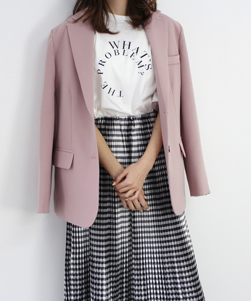 MODE ROBE（モードローブ）の「テーラードジャケット（テーラードジャケット・レディース・ブラック/ピンク/アイボリー・FREE）」の3枚目の写真