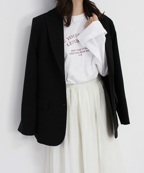 MODE ROBE（モードローブ）の「テーラードジャケット（テーラードジャケット・レディース・ブラック/ピンク/アイボリー・FREE）」の2枚目の写真