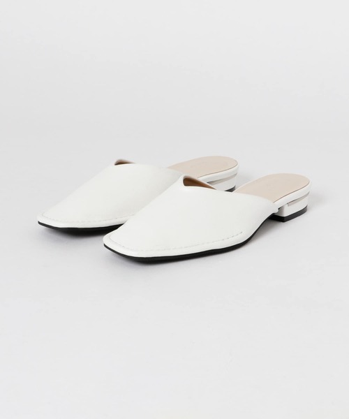 ITEMS URBANRESEARCH（アイテムズ アーバンリサーチ）の「スクエアミュール（その他シューズ・レディース・オフホワイト/グレー系その他/ブラック・23.5/24.5）」の4枚目の写真