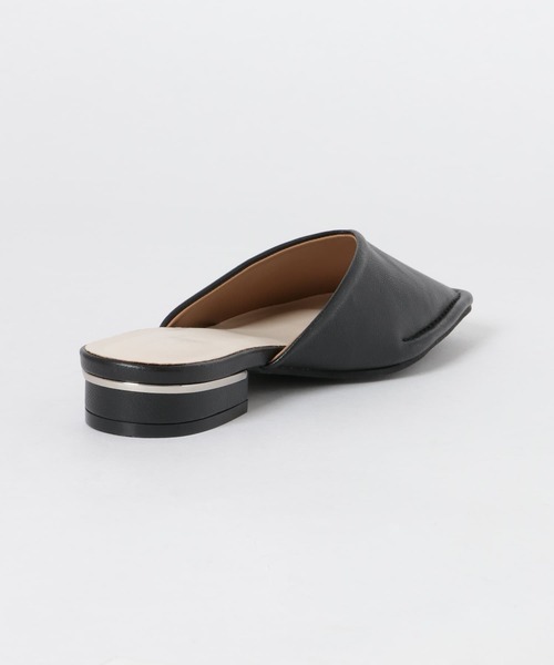 ITEMS URBANRESEARCH（アイテムズ アーバンリサーチ）の「スクエアミュール（その他シューズ・レディース・オフホワイト/グレー系その他/ブラック・23.5/24.5）」の10枚目の写真