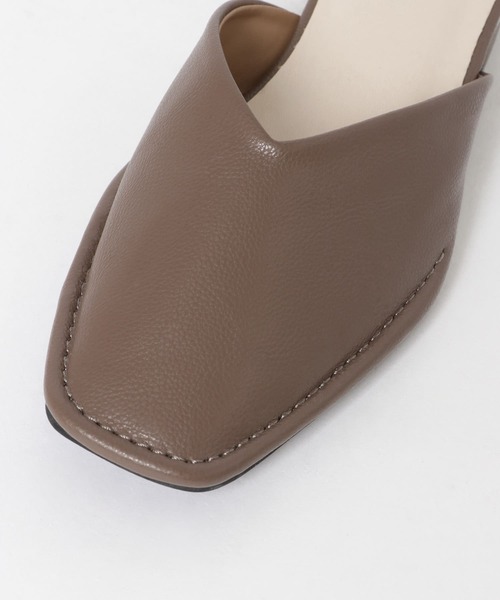 ITEMS URBANRESEARCH（アイテムズ アーバンリサーチ）の「スクエアミュール（その他シューズ・レディース・オフホワイト/グレー系その他/ブラック・23.5/24.5）」の16枚目の写真