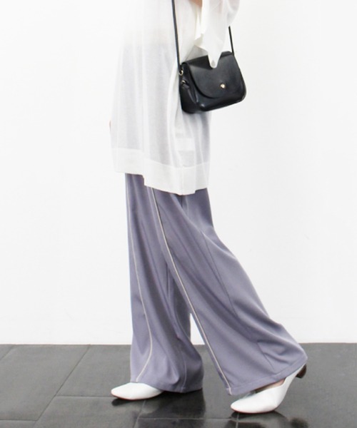 STYLEBLOCK(スタイルブロック)の「ツイル合皮パイピングパンツ(その他パンツ・レディース・グリーン系その他/ブラック/ラベンダー/ライトベージュ・M)」の5枚目の写真