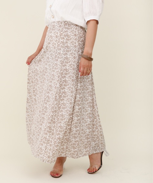 sakishimatokyo(サキシマトーキョー)の「【ZOZO限定】サキシマamp「花柄フレアロングスカート」(スカート・レディース・ブラック/ベージュ・FREE)」の1枚目の写真