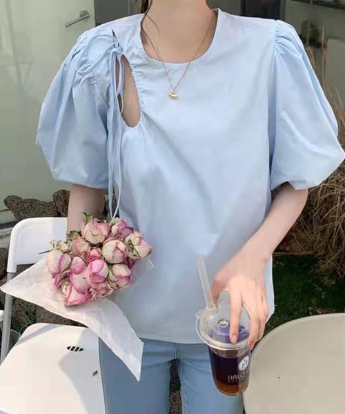 Twinkle;pm(トゥインクルピーエム)の「前あきパワショル半袖TOPS(シャツ/ブラウス・レディース・ホワイト/ブルー・FREE)」の1枚目の写真