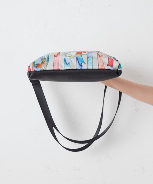 SWASH LONDON（スウォッシュロンドン）の「【SWASH×BURLAP OUTFITTER×ear】アニマル柄ミニポシェット（ショルダーバッグ・レディース・グレー・FREE）」の8枚目の写真