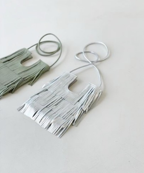 Demi-Luxe BEAMS（デミルクス ビームス）の「NOMADIS / BETTY メタリック ショルダーバッグ（ショルダーバッグ・レディース・シルバー・ONE SIZE）」の15枚目の写真