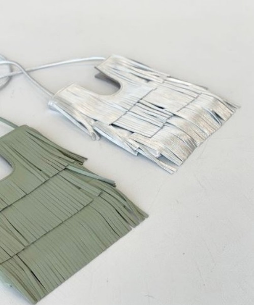 Demi-Luxe BEAMS（デミルクス ビームス）の「NOMADIS / BETTY メタリック ショルダーバッグ（ショルダーバッグ・レディース・シルバー・ONE SIZE）」の14枚目の写真