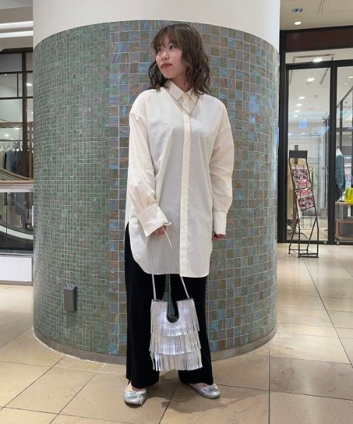 Demi-Luxe BEAMS（デミルクス ビームス）の「NOMADIS / BETTY メタリック ショルダーバッグ（ショルダーバッグ・レディース・シルバー・ONE SIZE）」の12枚目の写真