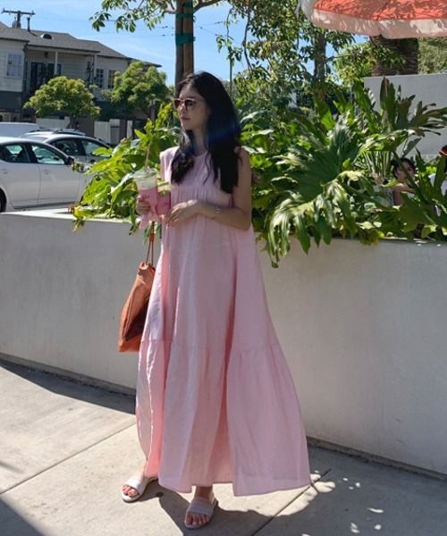 a lot of love（ア ロット オブ ラブ）の「ラウンドネック Aライン