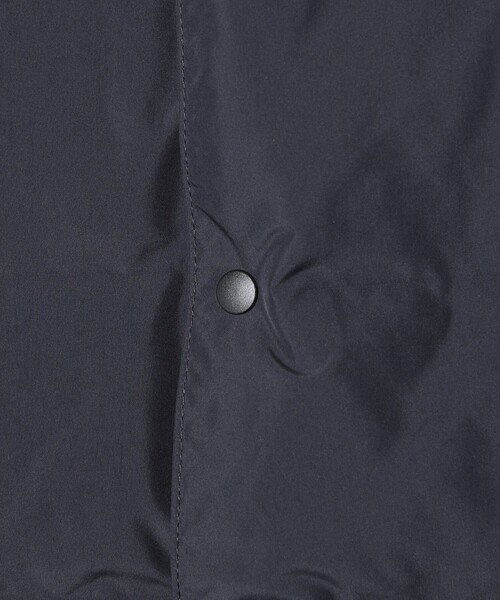 TAION（タイオン）の「【SHIPS any別注】TAION: リバーシブル ステッチレス インナー ダウンベスト◇（ダウンベスト・メンズ・ブラック/ベージュ/ネイビー/オリーブ/ブラック系その他/ダークブルー/グレー・SMALL/MEDIUM/LARGE/X-LARGE）」の20枚目の写真