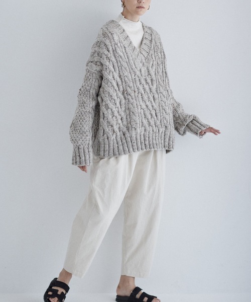 SEA（シー）の「チノ タックトラウザーズ（チノパンツ・レディース・アイボリー/ブラック/ブラウン・ONE SIZE）」の2枚目の写真