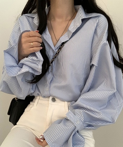 AMOUR BOX（アムールボックス）の「ボリュームスリーブストライプシャツブラウス（シャツ/ブラウス・レディース・ブラック/ブルー・FREE）」の8枚目の写真