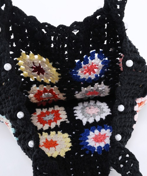 WC（ダブル シー）の「クロシェ編みパールミニトート（トートバッグ・レディース・ホワイト/ブラック・FREE）」の4枚目の写真