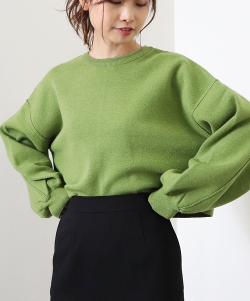 archives（アルシーヴ）の「短丈ニットプルオーバー（ニット/セーター・レディース・グリーン/アイボリー/グレイッシュベージュ/チャコールグレー/ピンクベージュ/ブルー・MEDIUM）」の2枚目の写真