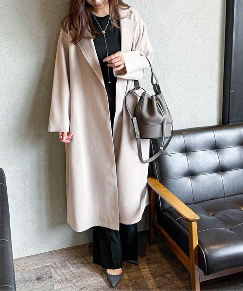 feepur(フェピュール)の「オーバーロング着流しコート(チェスターコート・レディース・アイボリー/ブラック/モカ・MEDIUM)」の5枚目の写真