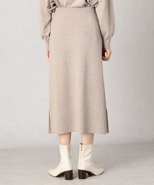 Comme　Ca　Mature（コムサマチュア）の「【セットアップ対応】Ａラインリブスカート（スカート・レディース・ブラック/チャコール/ベージュ・FREE）」の11枚目の写真