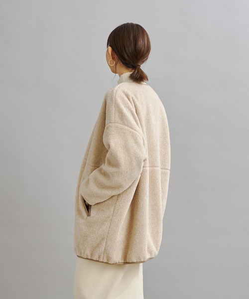 DouDou（ドゥドゥ）の「ボアハーフコート（ノーカラーコート・レディース・ベージュ/グレイッシュベージュ・FREE）」の11枚目の写真