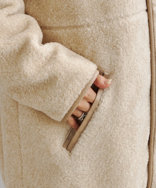 DouDou（ドゥドゥ）の「ボアハーフコート（ノーカラーコート・レディース・ベージュ/グレイッシュベージュ・FREE）」の19枚目の写真