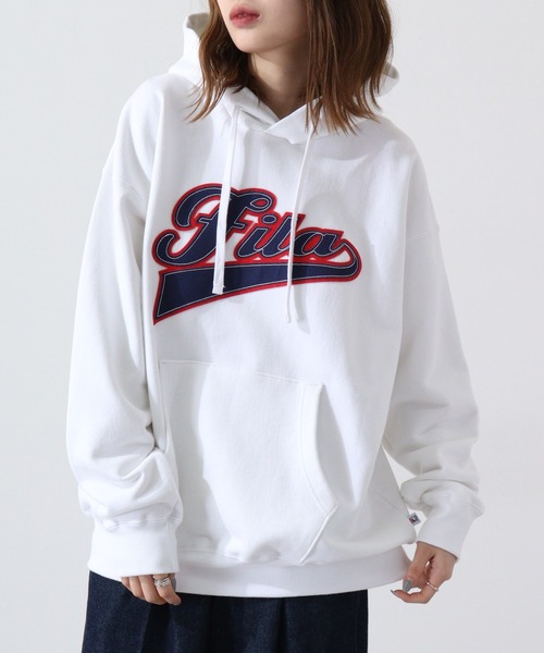 FILA HERITAGE(フィラヘリテージ)の「FILA カレッジロゴ オーバーサイズ プルオーバーパーカー(パーカー・メンズ・ホワイト/レッド/ネイビー・M/L/XL)」の7枚目の写真