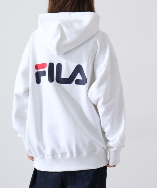 FILA HERITAGE(フィラヘリテージ)の「FILA カレッジロゴ オーバーサイズ プルオーバーパーカー(パーカー・メンズ・ホワイト/レッド/ネイビー・M/L/XL)」の6枚目の写真