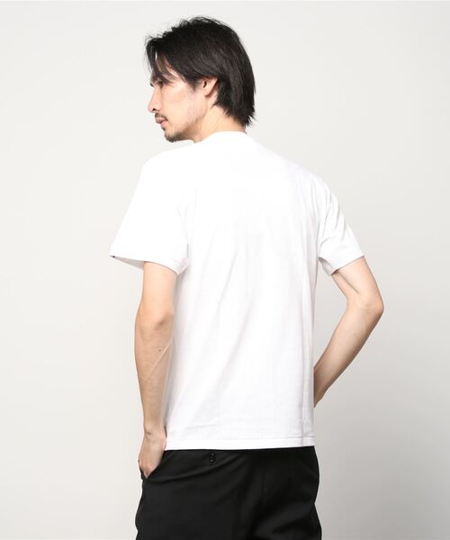 A BATHING APE(アベイシングエイプ)の「【PIRATE STORE EXCLUSIVE】SMALL APE CROSSBONE TEE M(Tシャツ/カットソー・メンズ・ホワイト/ブラック・SMALL/MEDIUM/LARGE/X-LARGE/XX-LARGE)」の6枚目の写真