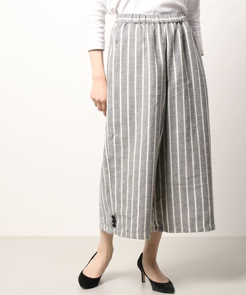 Samansa Mos2(サマンサ モスモス)の「ウールライクカルゼ柄アソートワイドパンツ(その他パンツ・レディース・チャコール/ベージュ/グレー/キナリ・フリ-)」の9枚目の写真