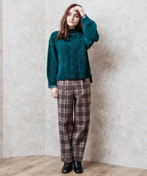 axes femme(アクシーズファム)の「裾刺繍ストレートカットパンツ(その他パンツ・レディース・ダークブラウン/チャコール/ブラック/グリーン・LARGE/MEDIUM)」の4枚目の写真