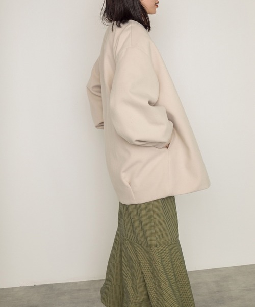 w closet（ダブルクローゼット）の「エコウールノーカラーショート