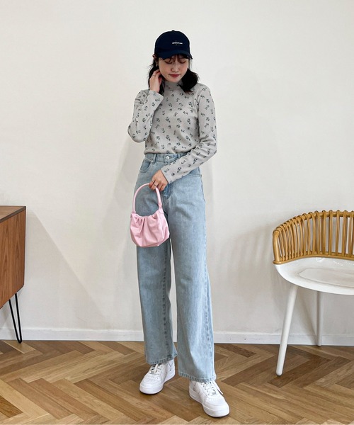 EPIMI E'PIMMY(エピミエピミー)の「フラワーサーマルハイネックプルオーバー(Tシャツ/カットソー・レディース・グレー/オフホワイト・MEDIUM)」の16枚目の写真