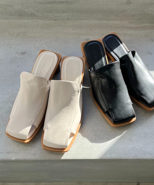 CAPRICIEUX LE'MAGE（カプリシューレマージュ）の「スクエア三角ヒールミュール（サンダル・レディース・アイボリー/ブラック・M/L）」の22枚目の写真