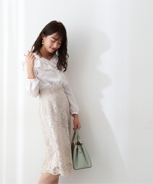 PROPORTION BODY DRESSING（プロポーションボディドレッシング）の「デコルテラッフルブラウス / 1212110201（シャツ/ブラウス・レディース・ピンク/オフホワイト/グレー・FREE）」の4枚目の写真