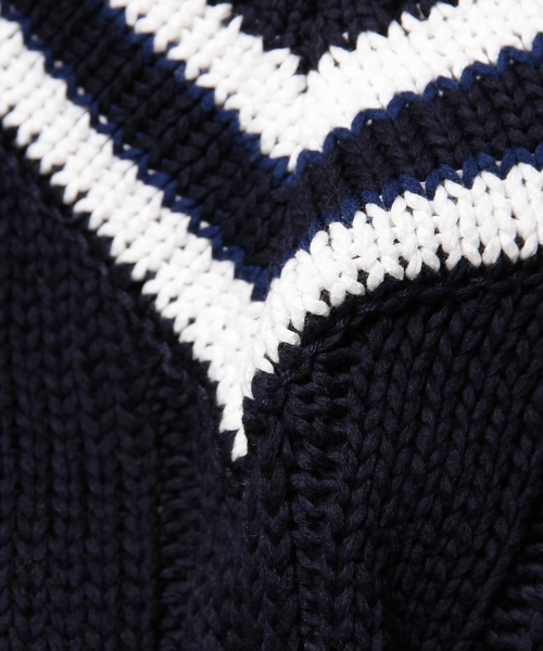 J.PRESS（ジェイプレス）の「マーセライズドコットン テニスベスト（ベスト・メンズ・ホワイト系/ネイビー系・LL/MEDIUM/LARGE）」の3枚目の写真