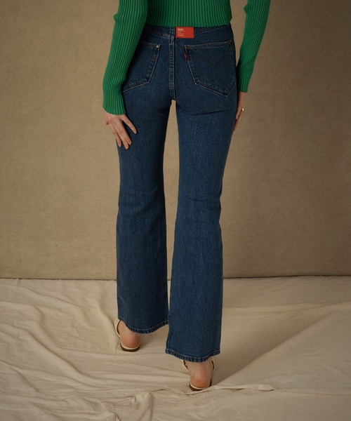 Levi's(リーバイス)の「Levi's(R) RED RIBCAGE BOOT SPACE CONTINUUM STRETCH(デニムパンツ・レディース・ダークインディゴブルー・27inch/24inch/23inch/25inch/26inch/30inch/29inch/28inch)」の2枚目の写真