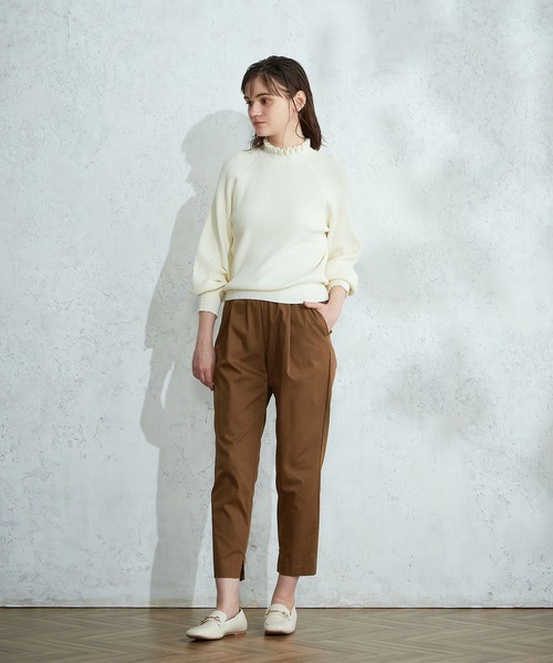 LE SOUK HOLIDAY（ルスークホリデー）の「タックテーパードパンツ（チノパンツ・レディース・ベージュ/グリーン/ブラック/ブラウン/ネイビー・M/S/L）」の10枚目の写真