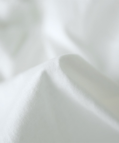 and it_（アンドイット）の「エミュラル emural コットンシャーリングカットソー（Tシャツ/カットソー・レディース・ブラック/ホワイト・M-L）」の7枚目の写真
