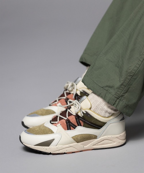 KARHU（カルフ）の「KARHU / “FUSION 2.0”  スニーカー（スニーカー・レディース・ホワイト系/ブラック系/グレー系/ホワイト系1/グリーン系・4/6/8/10/9/5/7/11）」の2枚目の写真