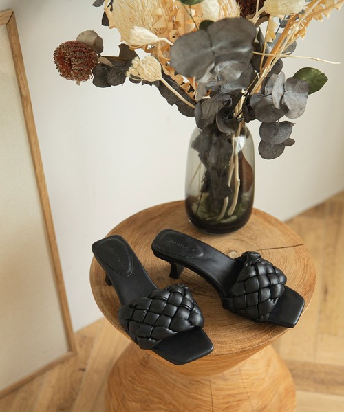 rectangle（レクタングル）の「キルティングサンダル（サンダル・レディース・アイボリー/ブラック/グリーン・LARGE/MEDIUM/SMALL）」の4枚目の写真