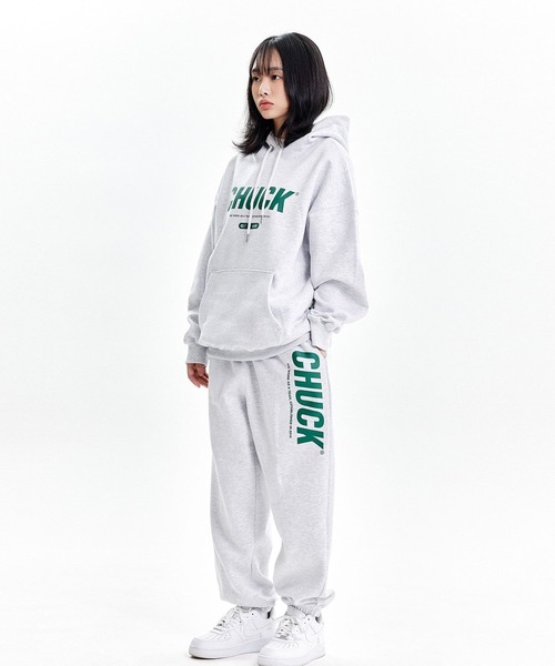 CHUCK（チャック）の「【UNISEX】CHUCK／SIGNATURE LOGO フーディー  2274328（パーカー・レディース・ライトグレー/クリーム・SMALL/MEDIUM/LARGE）」の11枚目の写真