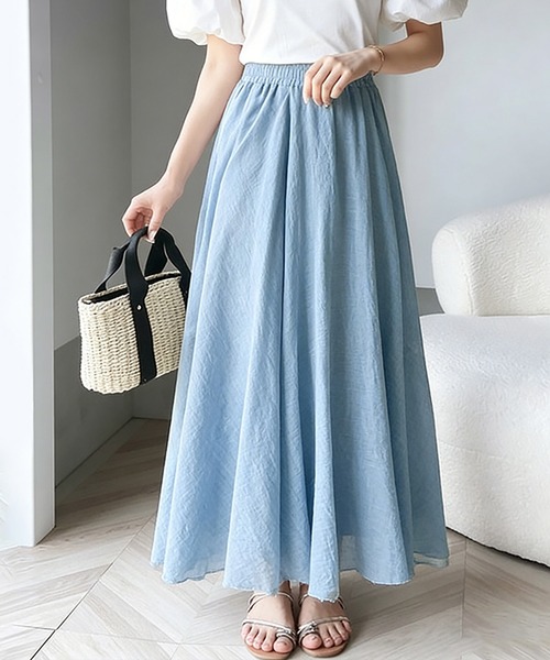 Doux Belle（ドゥーベル）の「ドレープを楽しむフレアロングスカート（スカート・レディース・ホワイト/ライトグレー/ライトブルー/ブラック/パープル/ネイビー/ブラウン/サックスブルー/グリーン/アクア/イエロー/グレイッシュブルー/ブルー/ラベンダー/ライトグリーン/セージグリーン/サーモンピンク/ライトピンク/オートミール/ベージュ/Brick/ダークグレー/イエローゴールド/オレンジ/レッドパープル/ダークブルー/プラム/ダークブラウン/レッド/ワインレッド/ダークパープル/グレイッシュベージュ/カーキ/ブルーグリーン/スモークピンク/ダークグリーン/ローズ/マジェンタ・MEDIUM/LARGE）」の21枚目の写真