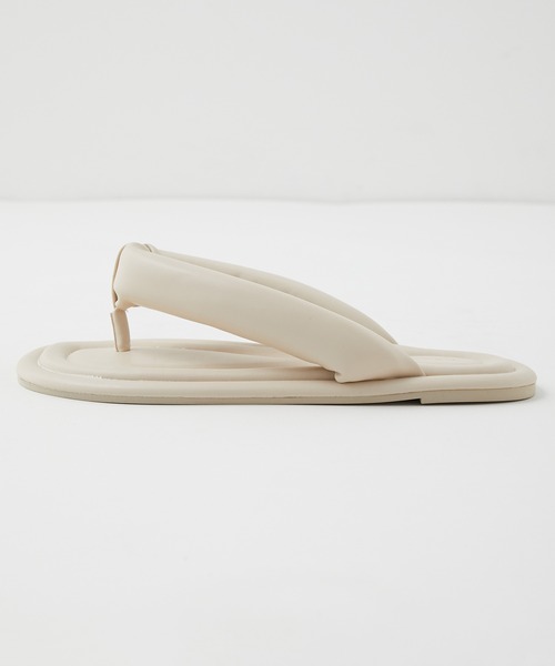 y/m by misato（イムバイミサト）の「トングフラットサンダル（サンダル・レディース・ブラウン/オフホワイト・MEDIUM/LARGE/SMALL）」の6枚目の写真