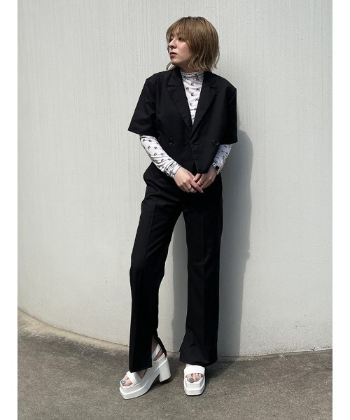 ENVYM(アンビー)の「スリットスラックスPT(スラックス・レディース・ベージュ/グリーン/ブラック・S/M)」の14枚目の写真