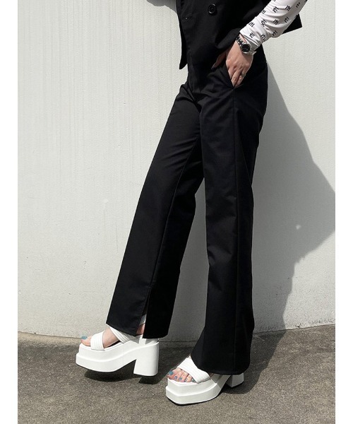 ENVYM(アンビー)の「スリットスラックスPT(スラックス・レディース・ベージュ/グリーン/ブラック・S/M)」の16枚目の写真