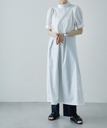 パフボリュームスリーブ ハイネックワンピース